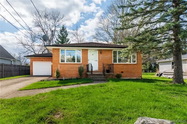 410 Bauman Road, Williamsville, NY 14221