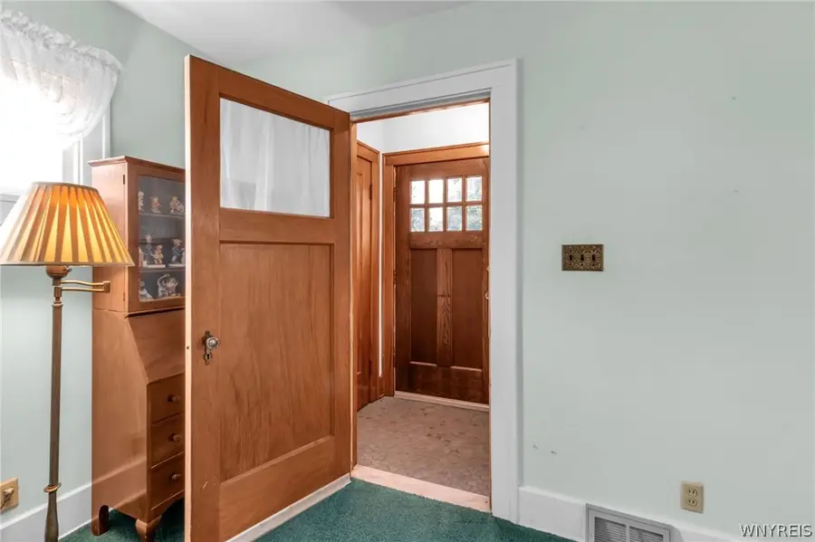29 School Street, Kenmore, NY 14217 - #3