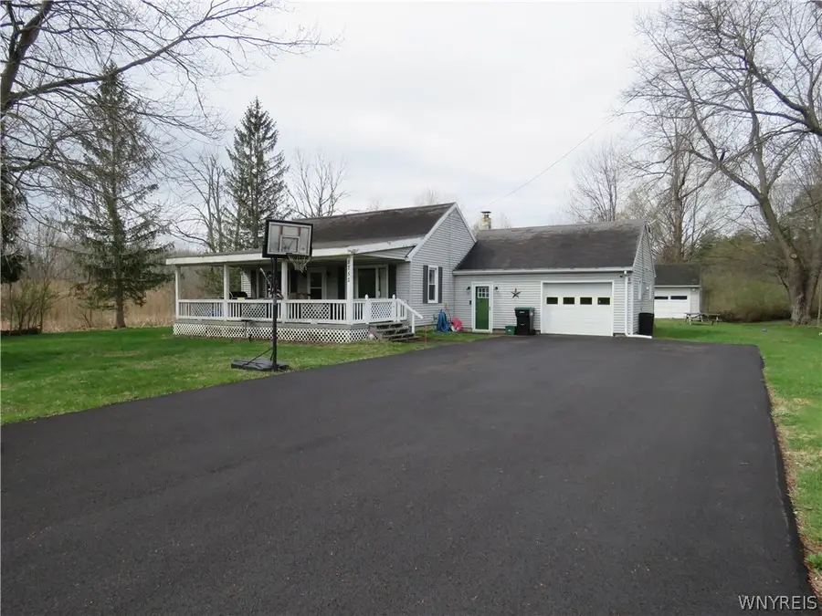 8752 Donahue Road, Batavia, NY 14020 - #2