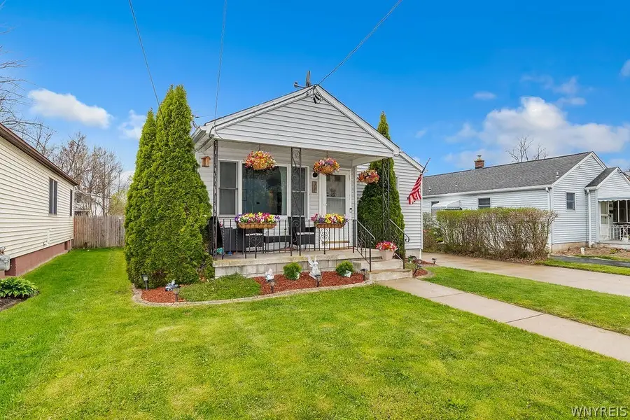 828 93rd Street, Niagara Falls, NY 14304 - #2