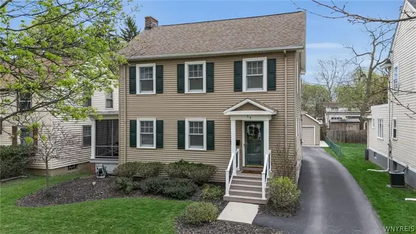 94 Highland Drive, Williamsville, NY 14221
