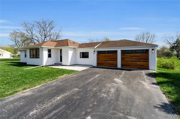 11038 Maple Ridge Road, Medina, NY 14103