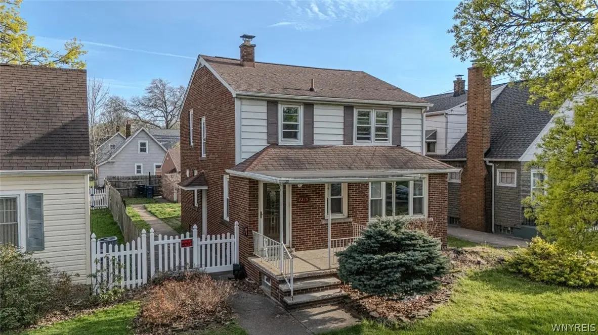 2215 Forest Avenue, Niagara Falls, NY 14301 - #1