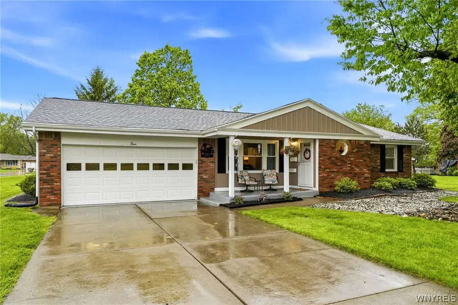 4 Woodward Court, Buffalo, NY 14224 - #2