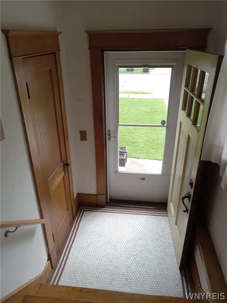 320 Knowlton Avenue, Buffalo, NY 14217 - #2