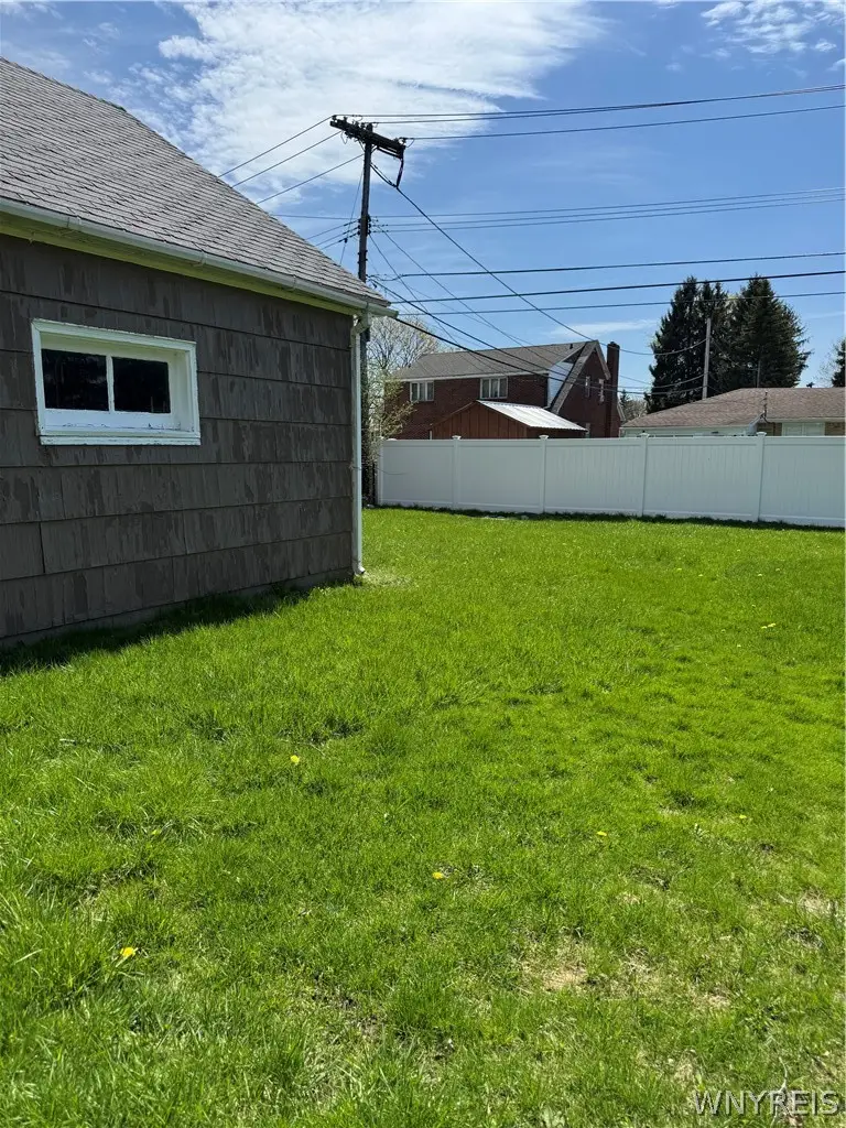 567 Martin Road, Buffalo, NY 14218 - #3