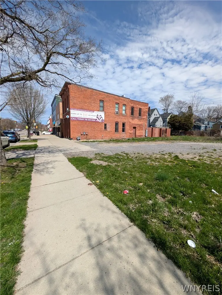 577 Niagara Street, Buffalo, NY 14201 - #3