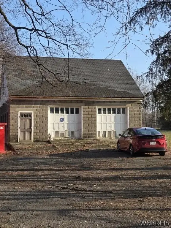 6401 E Avon Lima Road, Avon, NY 14414 - #2