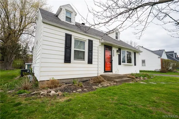 4202 Shimerville Road, Clarence, NY 14031