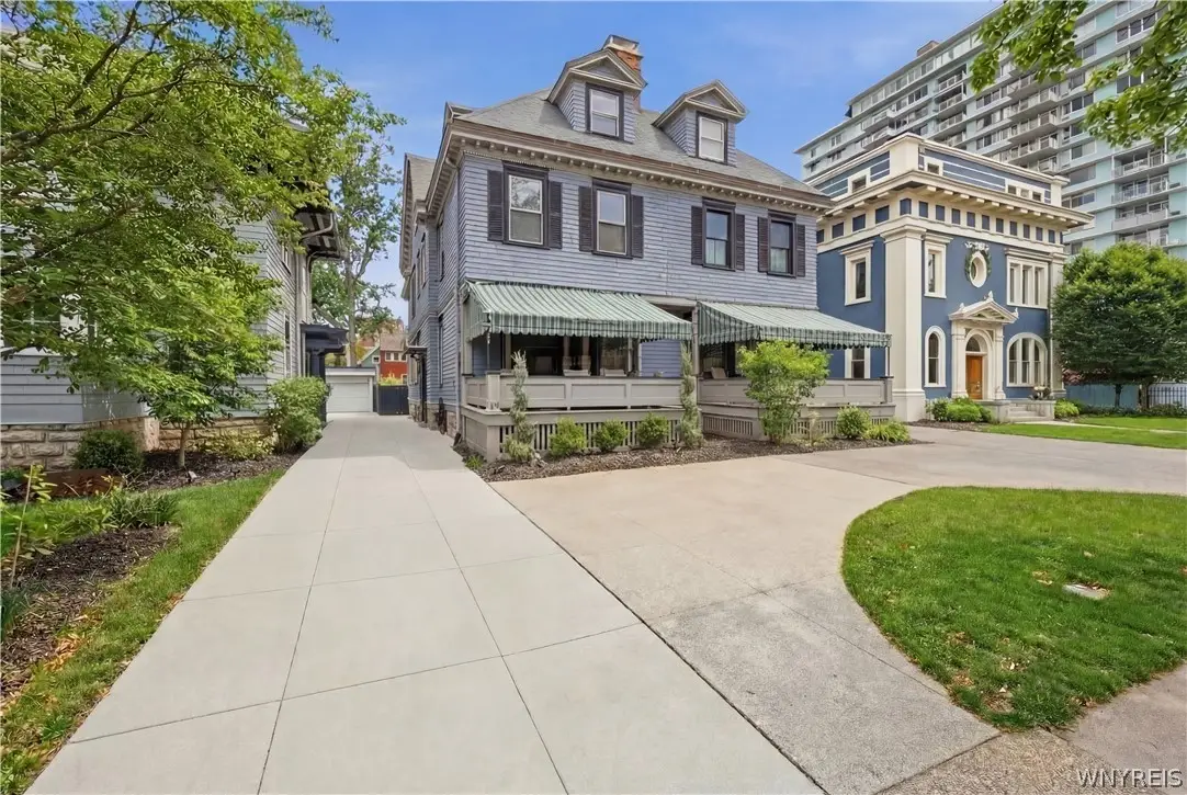 29 Lexington Avenue, Buffalo, NY 14222 - #1