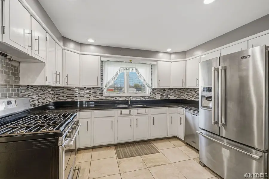 6261 Nash Road, Sanborn, NY 14132 - #2