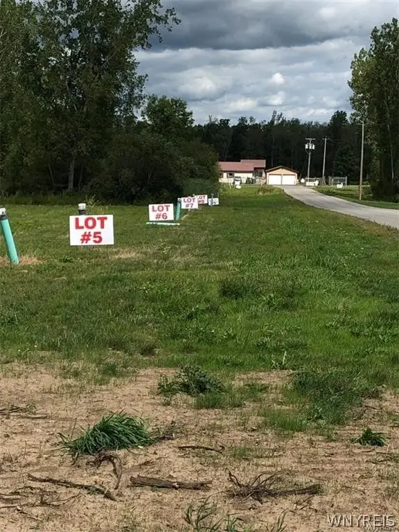 72 Fieldcrest Drive, Corfu, NY 14036