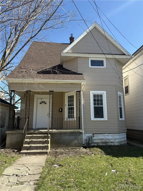 73 Hunt Avenue, Buffalo, NY 14207