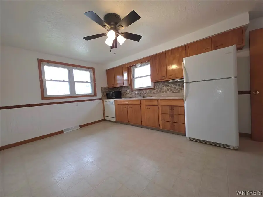 160 Weyand Avenue, Buffalo, NY 14210 - #3