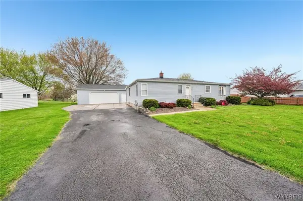 2475 Upper Mountain Road, Sanborn, NY 14132