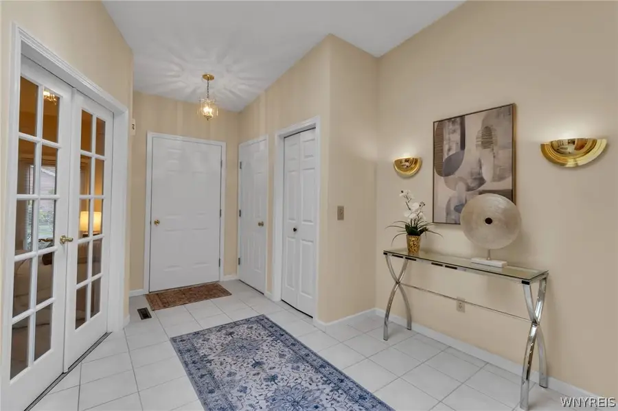 25 Woodpointe Run, Williamsville, NY 14221 - #3