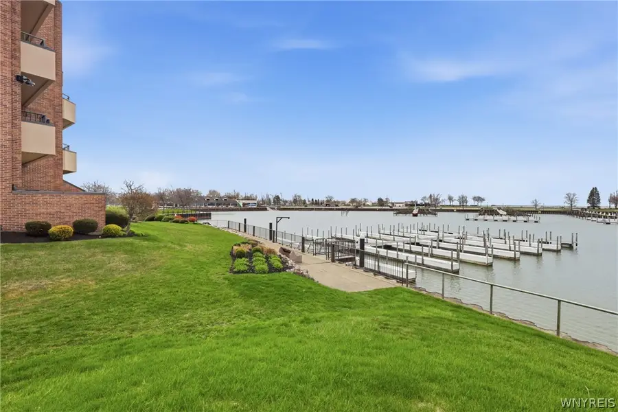 40 Waterfront Circle #406, Buffalo, NY 14202 - #3