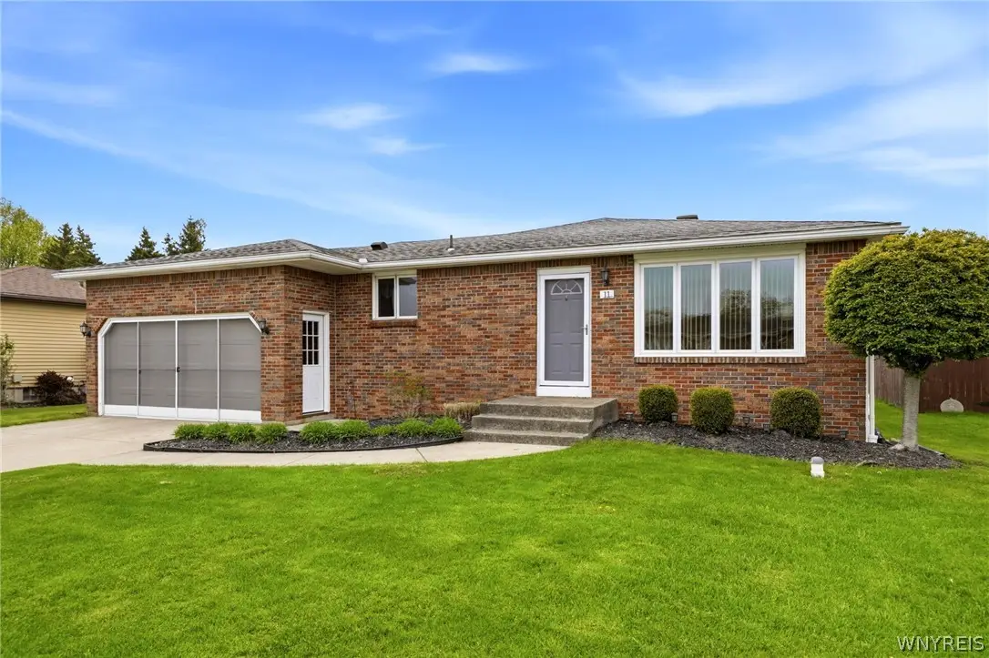 11 Martinique Drive, Buffalo, NY 14227 - #1