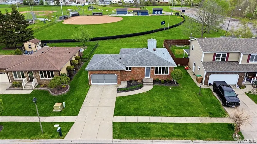 11 Martinique Drive, Buffalo, NY 14227 - #3