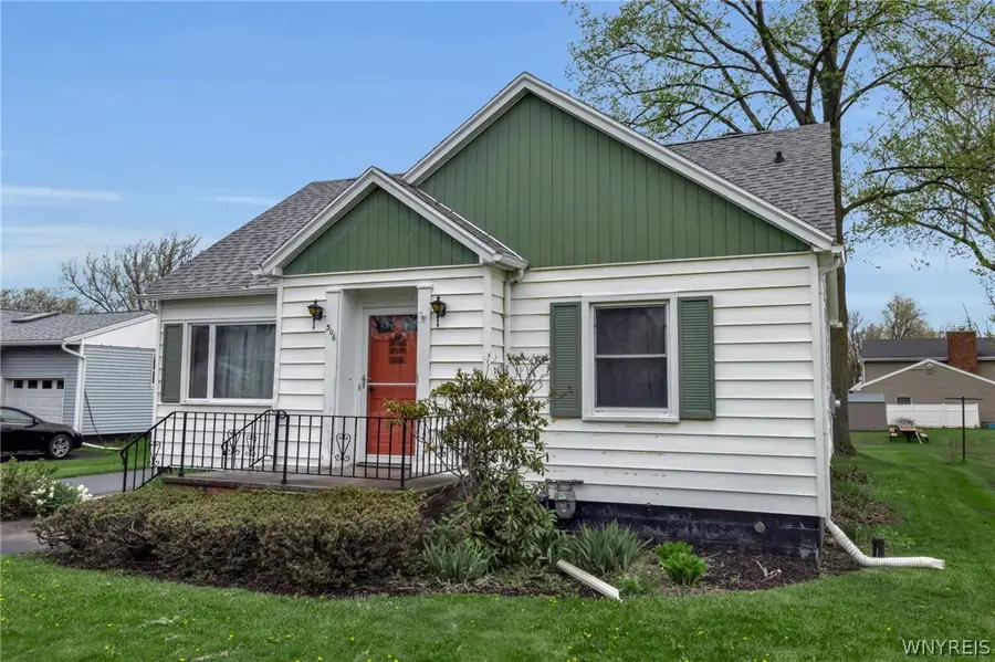 306 W 7th Street, Dunkirk, NY 14048 - #2