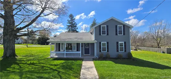 241 East Avenue, Akron, NY 14001