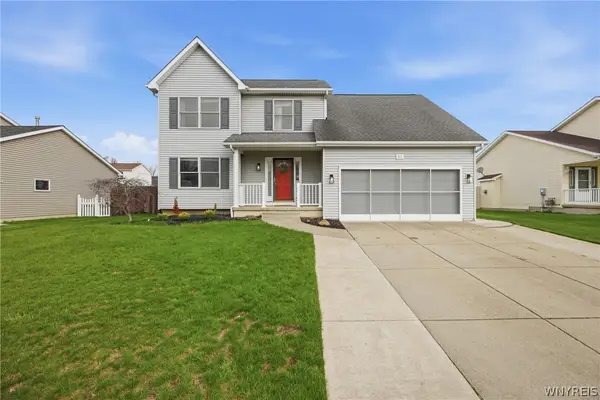 60 Elmleaf Drive, Buffalo, NY 14227