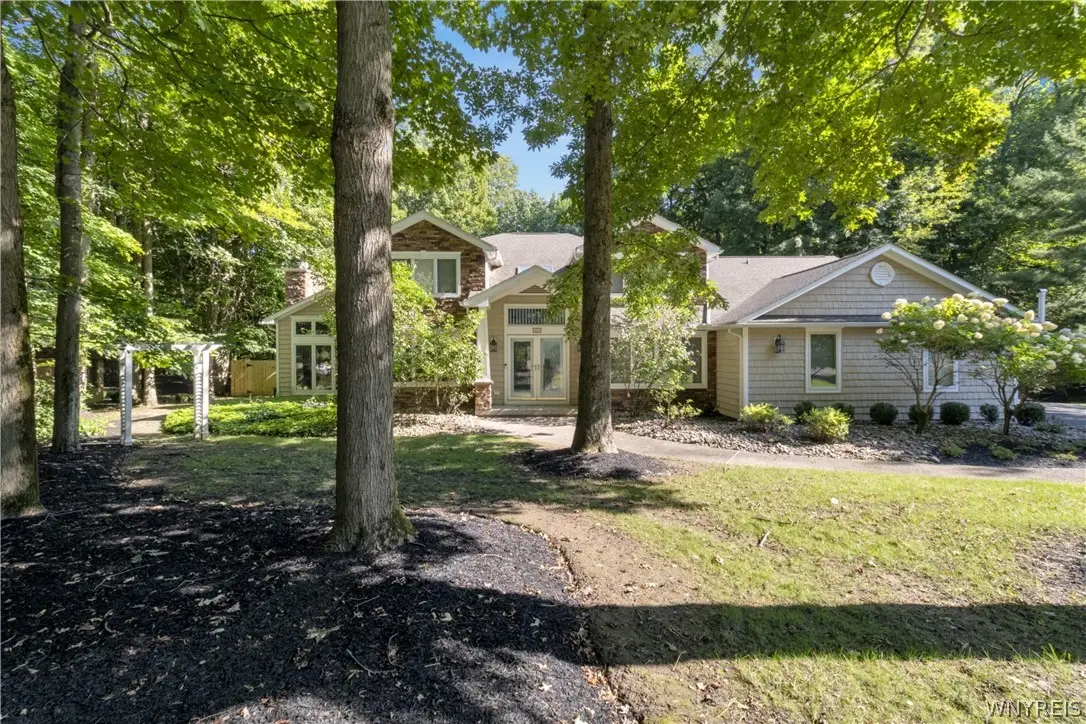88 Middlebury Road, Orchard Park, NY 14127 - #1