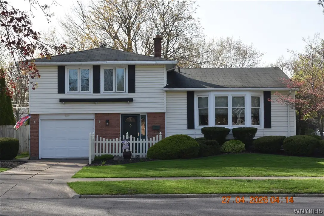 828 Sun Valley Drive, North Tonawanda, NY 14120 - #1