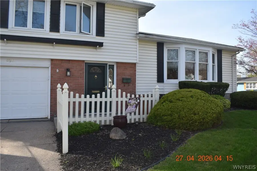 828 Sun Valley Drive, North Tonawanda, NY 14120 - #3