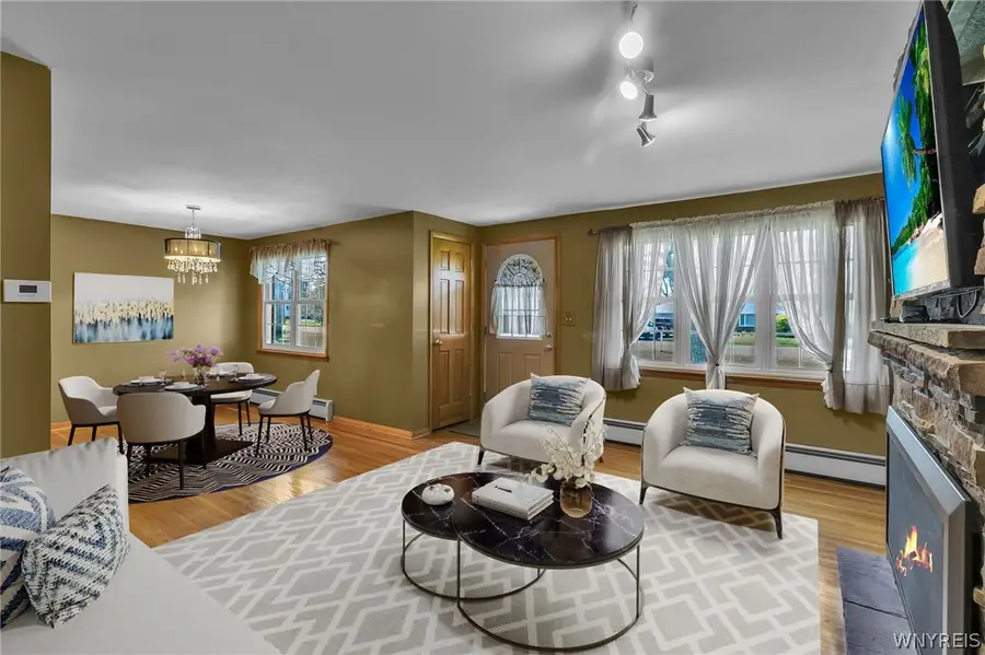 5065 Salt Rd, Clarence, NY 14031 - #3