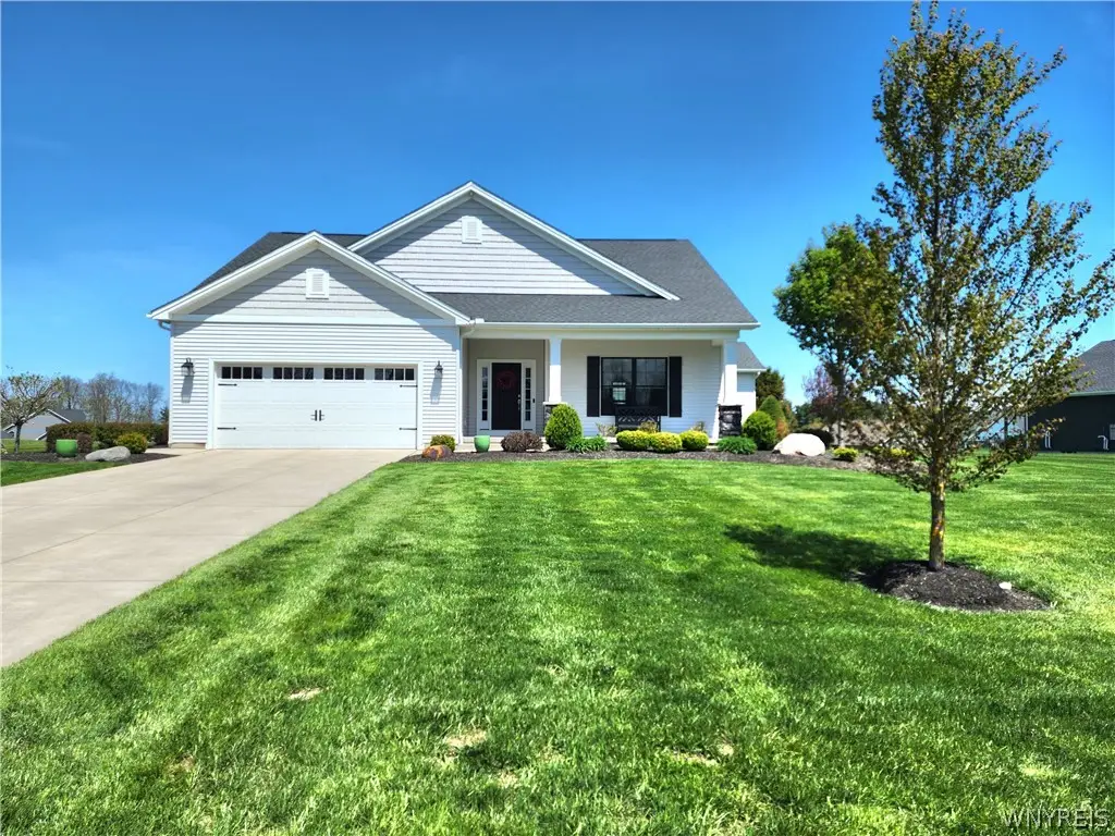 10 Autumn Lane, Orchard Park, NY 14127 - #1
