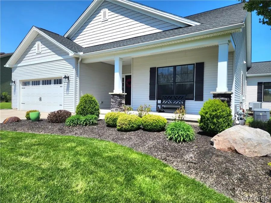 10 Autumn Lane, Orchard Park, NY 14127 - #2