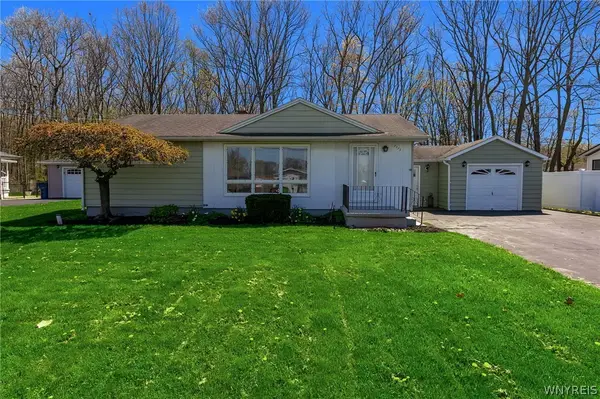 7375 Saint Joseph Road, Niagara Falls, NY 14304