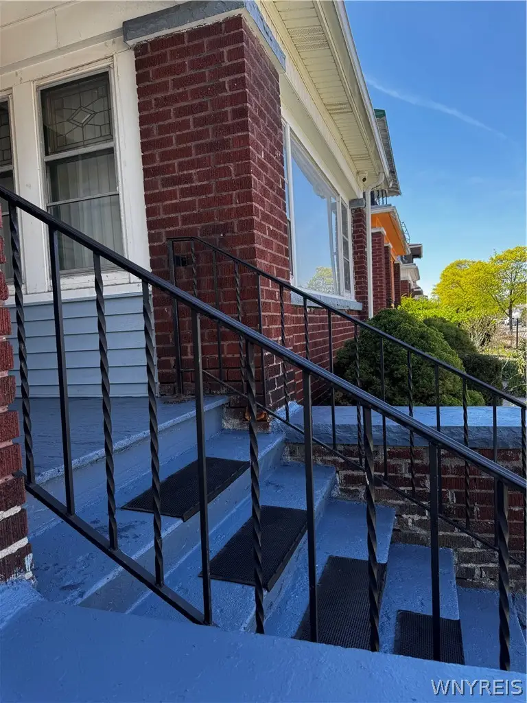 97 Brunswick Blvd Boulevard, Buffalo, NY 14208 - #3