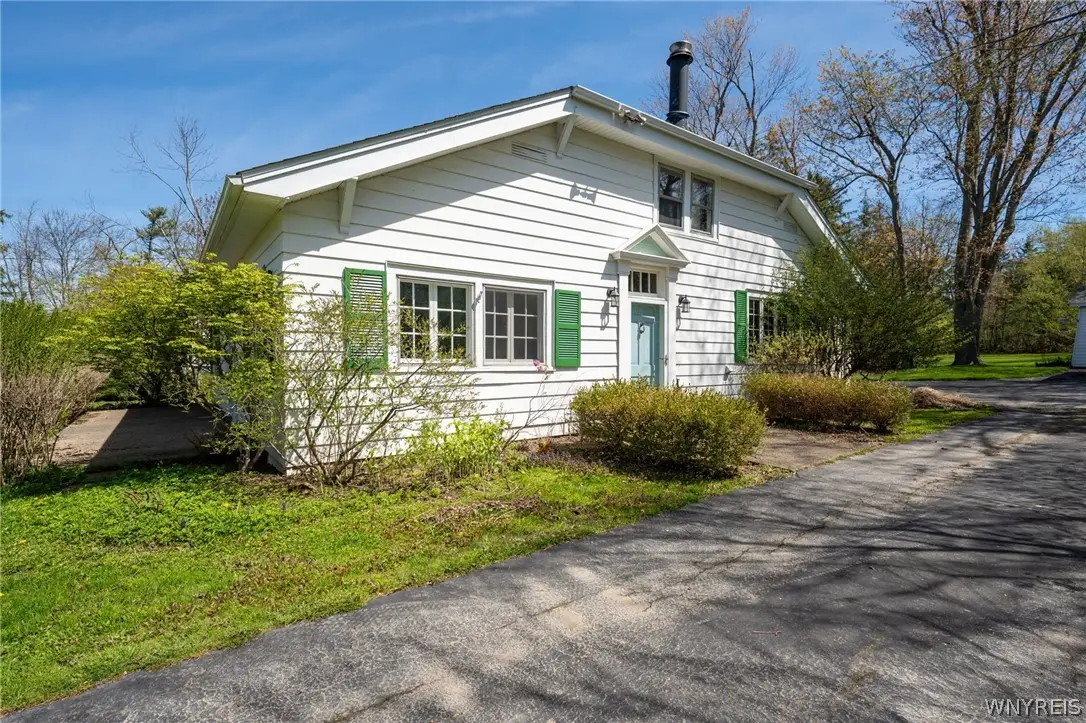 5253 Columbia Avenue, Hamburg, NY 14075 - #1
