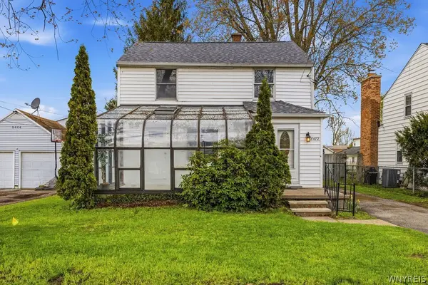 8472 W Rivershore Drive, Niagara Falls, NY 14304