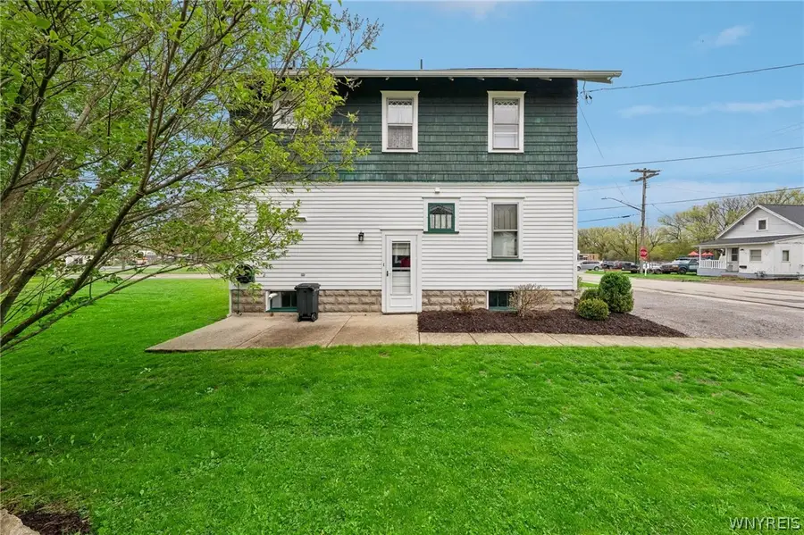 35 School Street, Delevan, NY 14042 - #2
