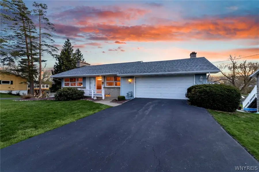 3021 Walbridge Drive, Hamburg, NY 14075 - #2