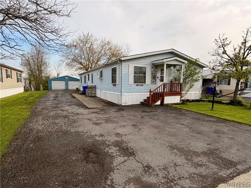 1009 Ridgewood, Lockport, NY 14095 - #1