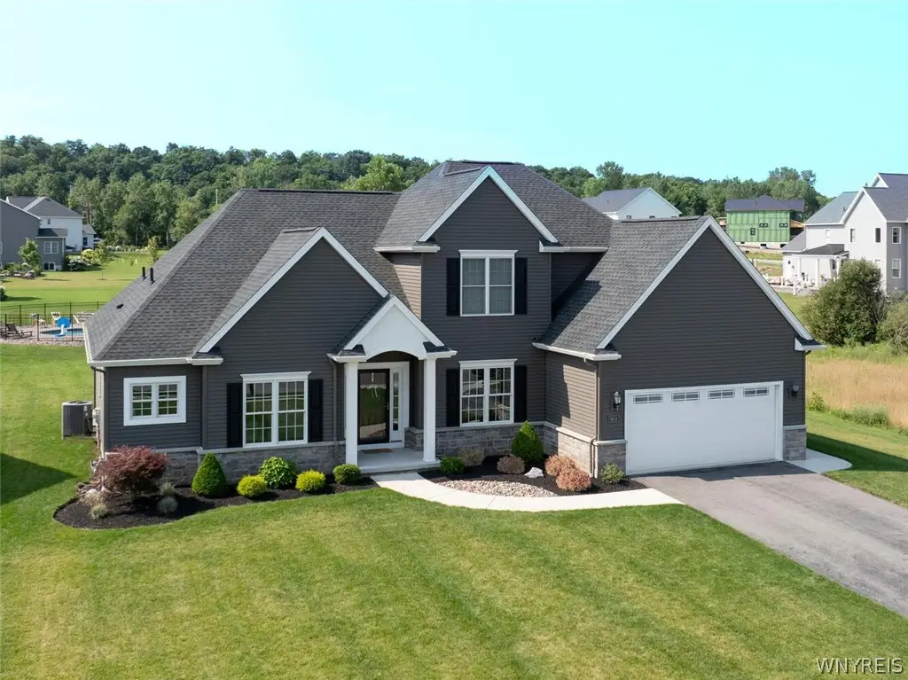 3929 Wheatfield Crossing, North Tonawanda, NY 14120 - #1