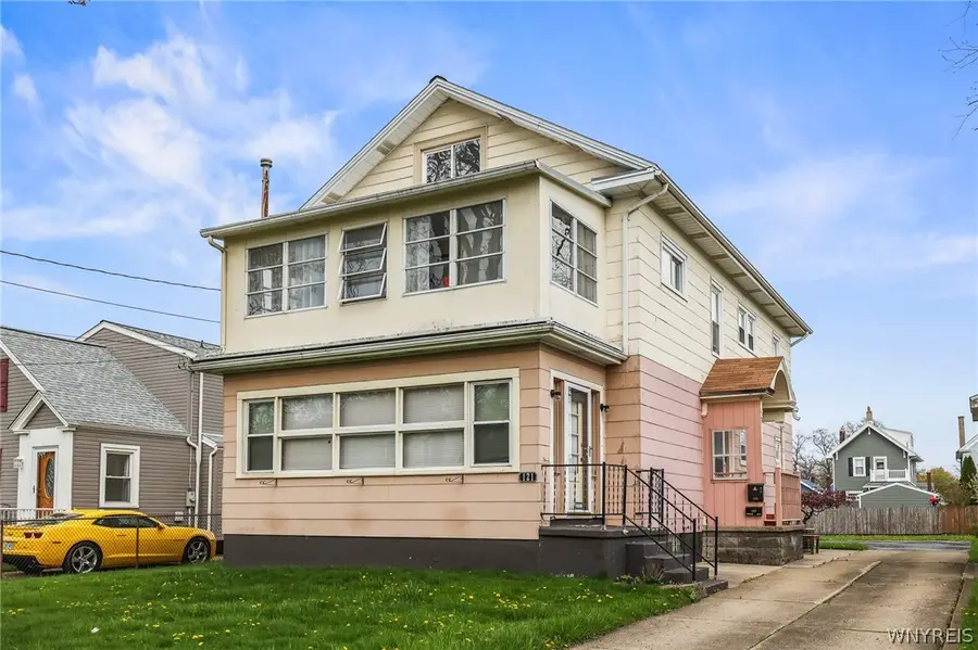 121 60th Street, Niagara Falls, NY 14304 - #3