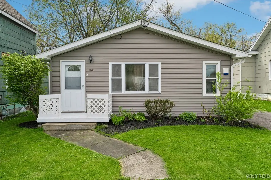 134 Miller Avenue, Buffalo, NY 14219 - #1