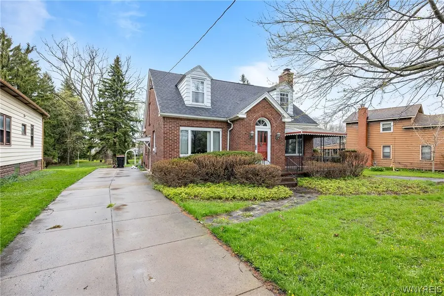 5176 Genesee Street, Bowmansville, NY 14026 - #3
