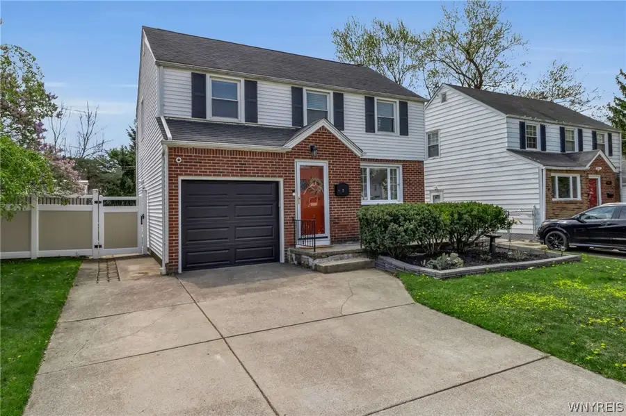 7 Kendale Road, Buffalo, NY 14215 - #2
