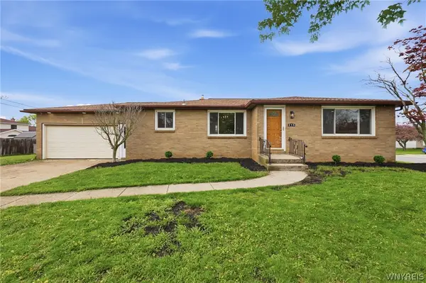 215 Steven Drive, Buffalo, NY 14227