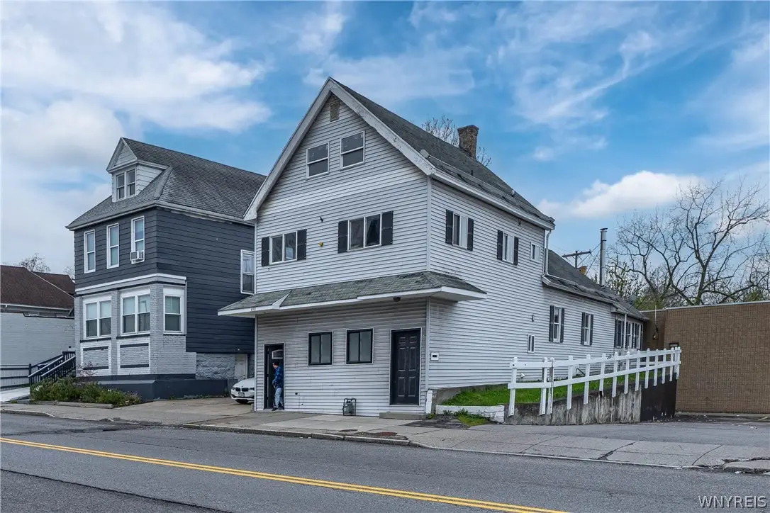 490 Grant Street, Buffalo, NY 14213 - #1