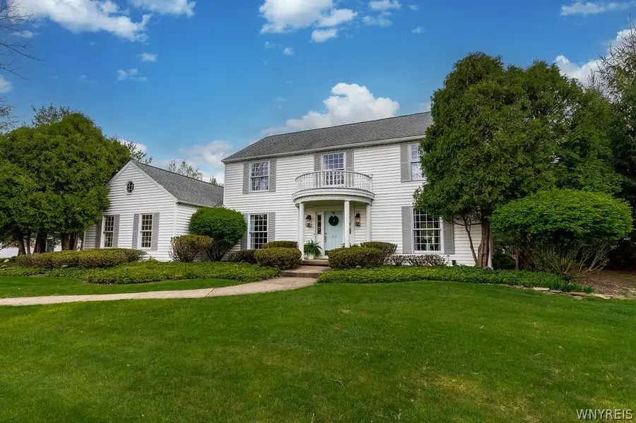 7 Fox Chapel Drive, Orchard Park, NY 14127 - #3