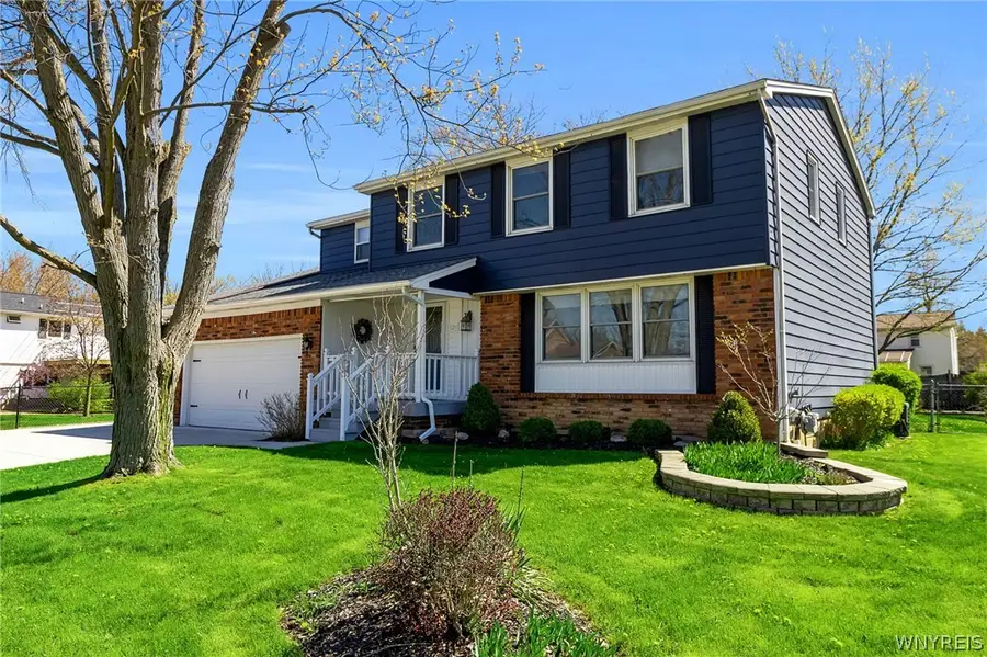 124 Park Lane Circle, Lockport, NY 14094 - #2