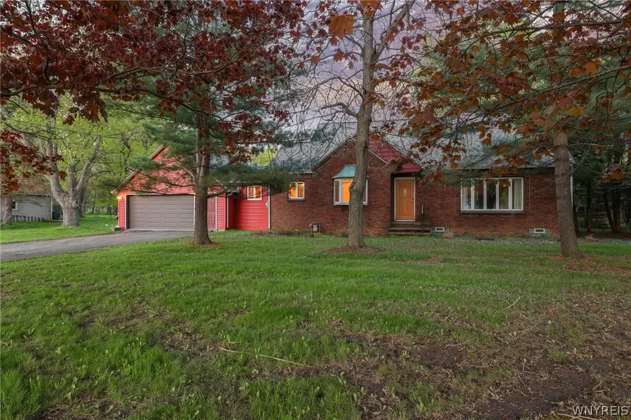 501 Lein Road, Buffalo, NY 14224 - #2