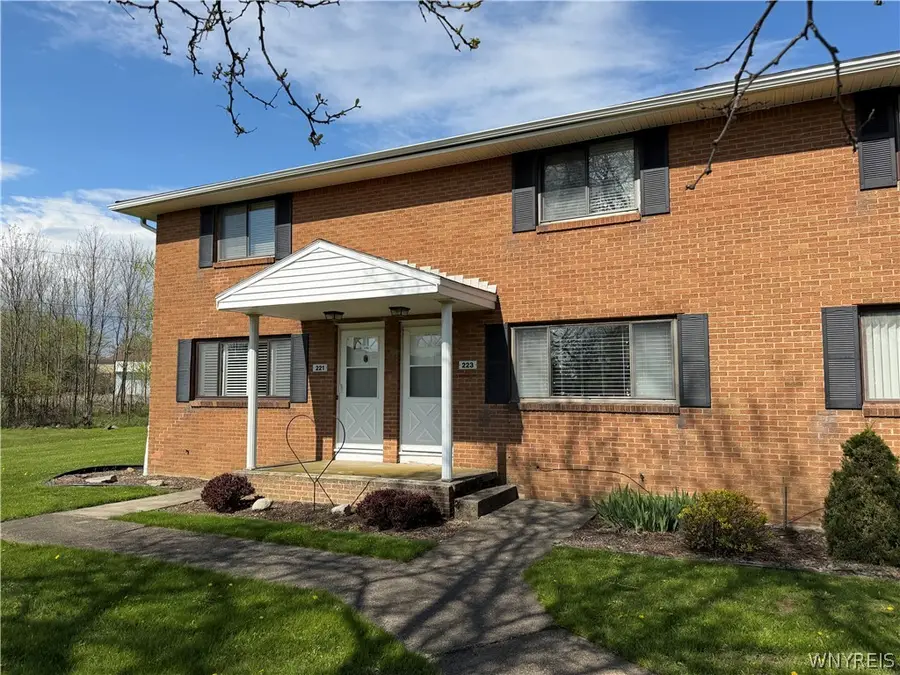 223 Greenmeadow Drive, Buffalo, NY 14224 - #2